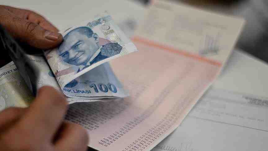 Bankacılık sektörünün mevduatı azaldı